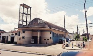 Fachada do Cine Urupês/Teatro São João nos anos 1990